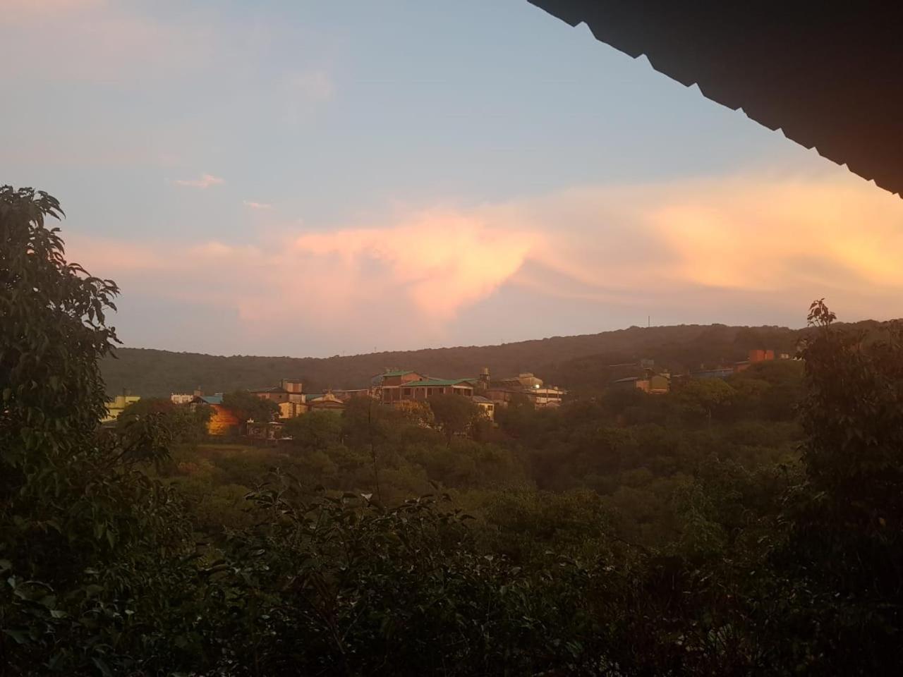 C P Cottage Resort Mahābaleshwar Екстериор снимка